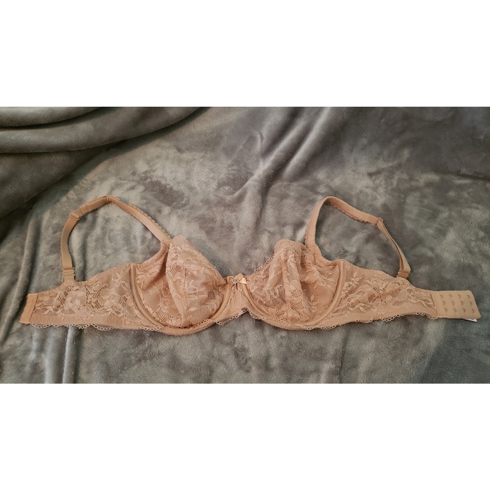 34 DDD Body by Victoria's Secret Unlined Bra